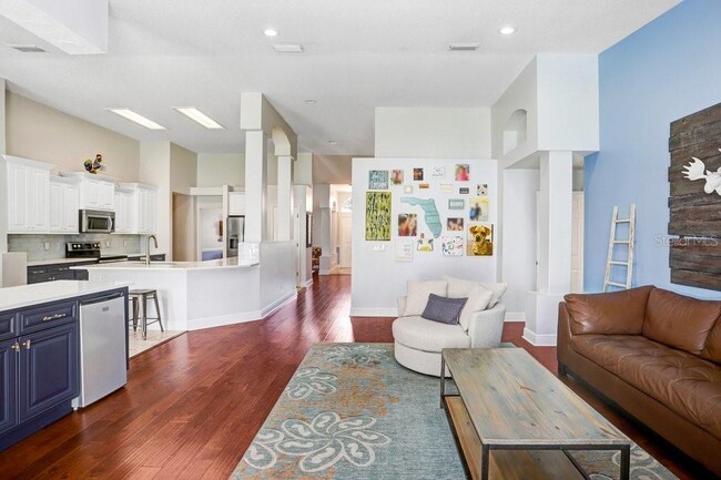 Building Photo - 16906 Equestrian Trail