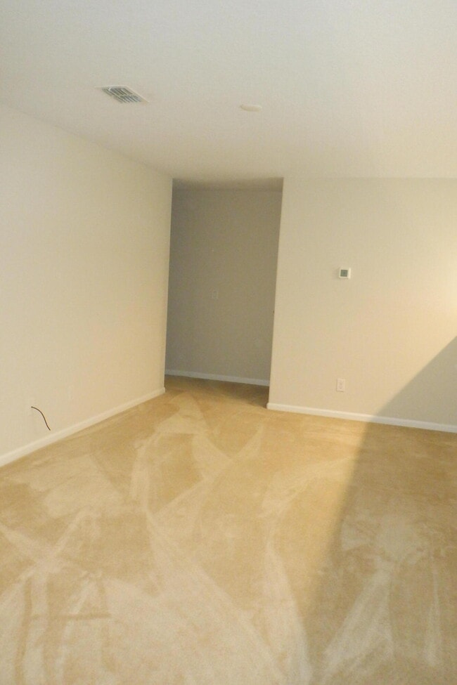 Building Photo - 91 Redondo Dr