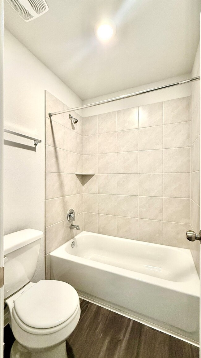 Building Photo - 2340 Mooneye Ct