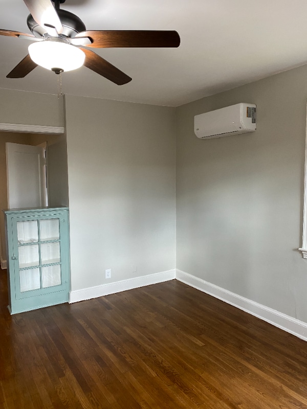 Building Photo - 3914 9th St NE