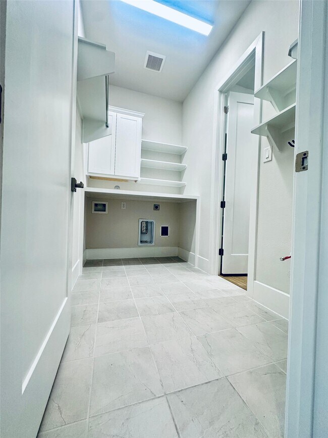 Building Photo - 6 Gentle Branch Pl