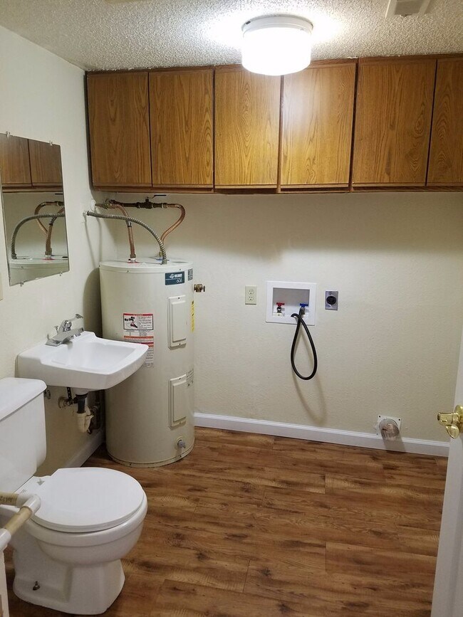 Building Photo - Dexter Grant Townhouses