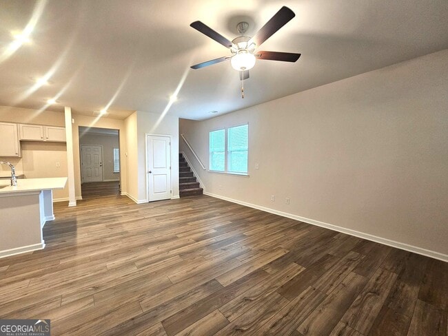 Building Photo - 16 Russet Wy