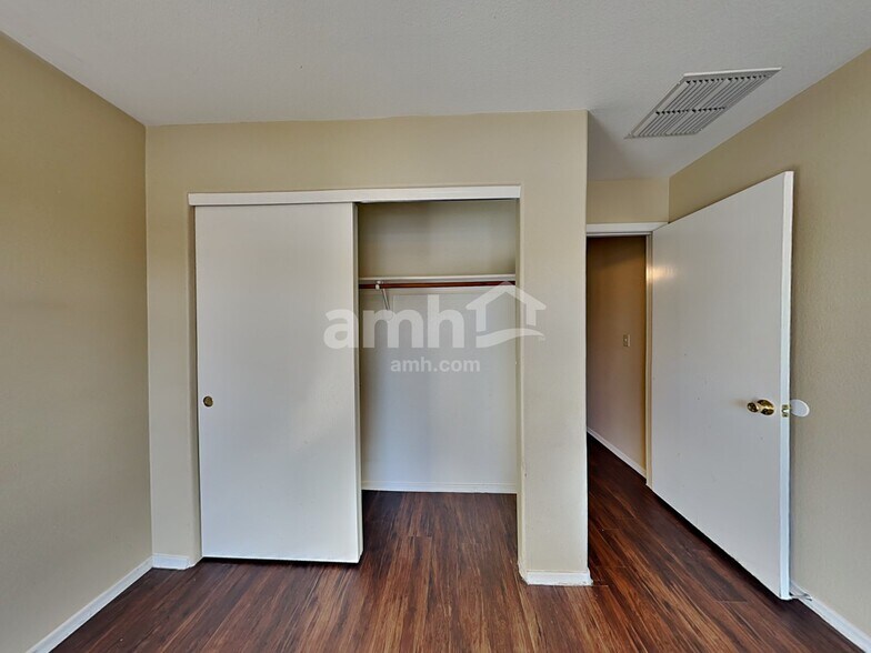 Building Photo - 5965 S Avenida Selva del Ocote