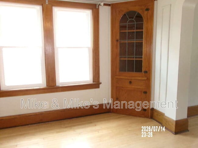 Building Photo - 2124 N 60th St