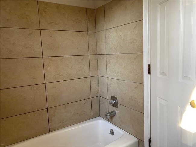 Building Photo - 105 Floss Flower Ct