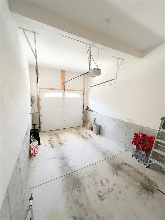 Building Photo - 47 Endicott St
