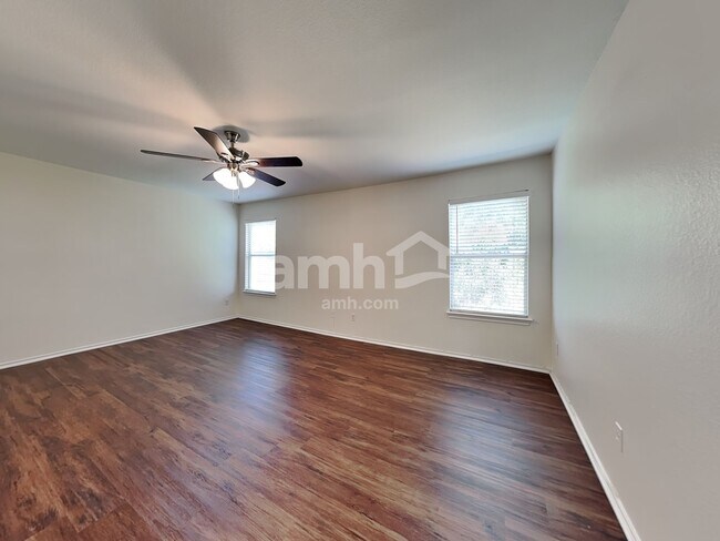 Building Photo - 12748 Saint Marys Dr