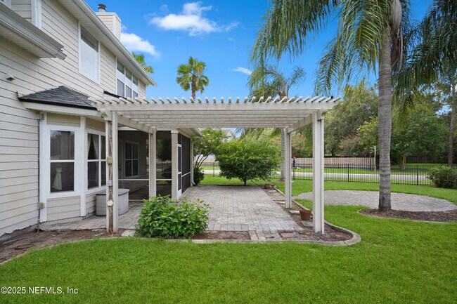 Building Photo - 1701 Windover Pl
