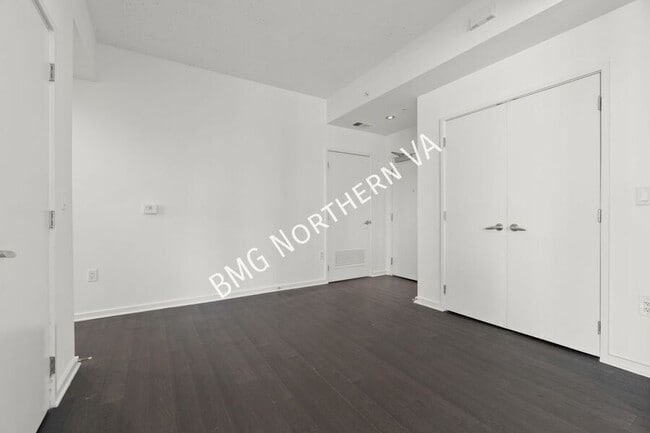 Building Photo - 3409 Wilson Blvd