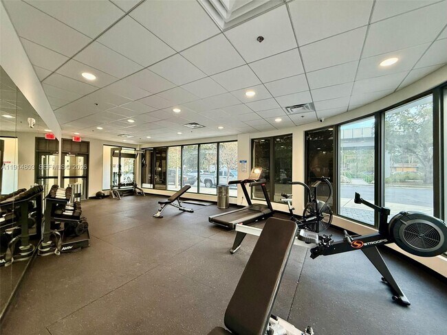 Building Photo - 2285 SW 27th St