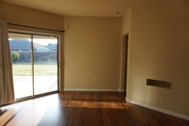 Building Photo - 5263 Moore Loop