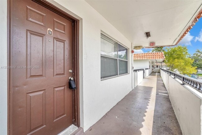 Building Photo - 400 NW 65th Ave