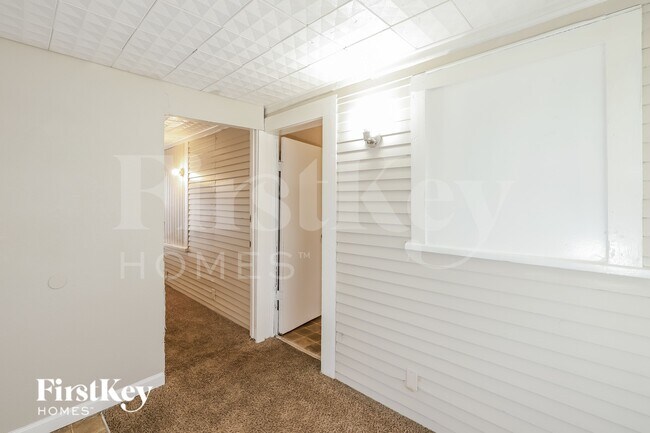 Building Photo - 1603 Elmwood Ave