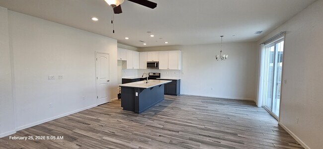 Building Photo - 1303 22nd Ave