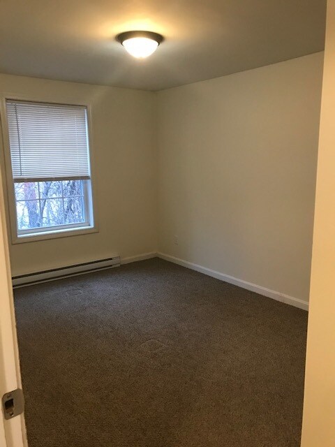 Building Photo - 51 Smithwheel Rd