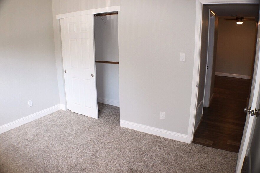 Building Photo - 2302 G St