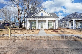 Building Photo - 107 Hemlock Dr