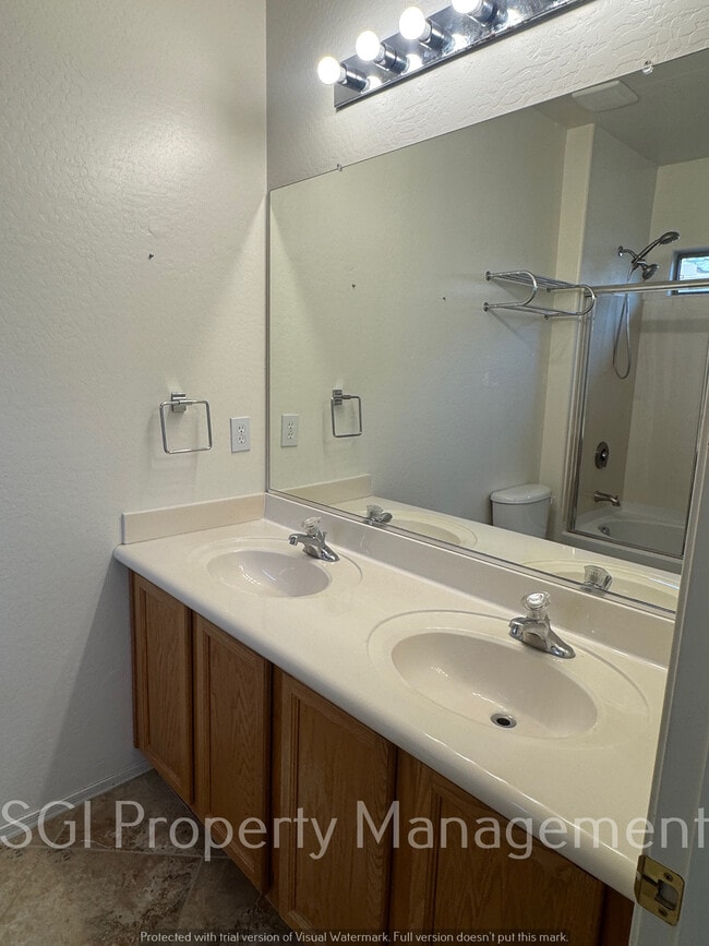 Building Photo - 39531 N White Tail Ln