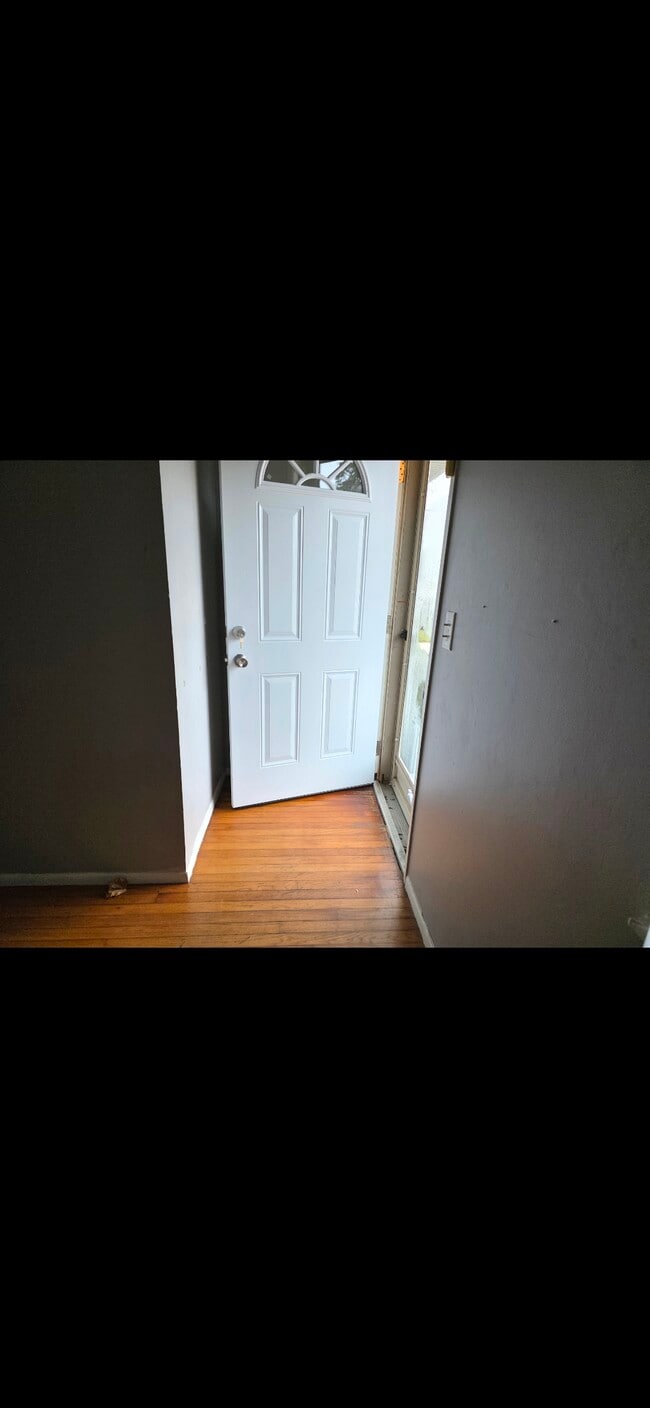 Building Photo - 20766 Ehlert Ave