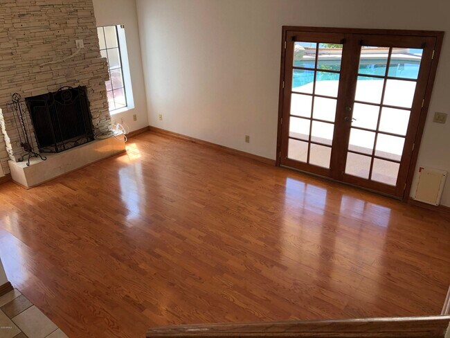 Building Photo - 16226 S 37th Way