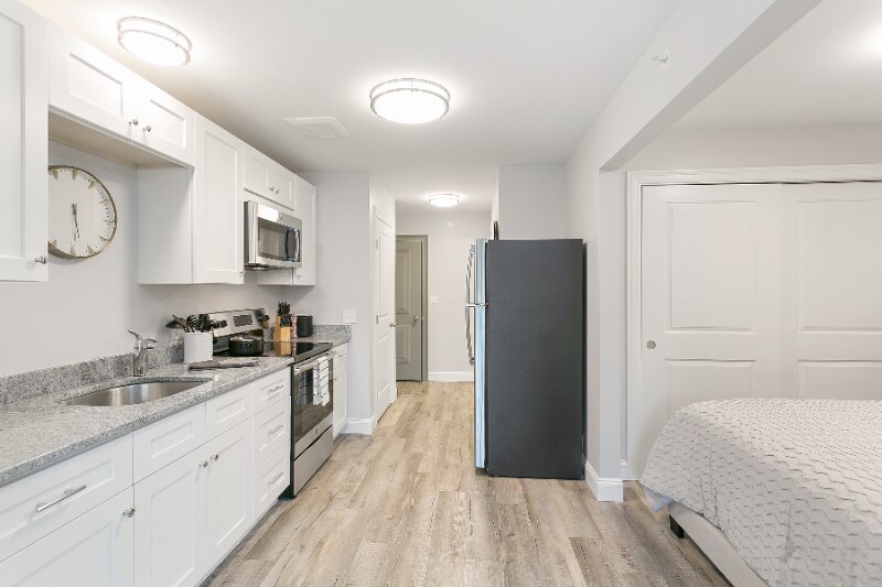 Building Photo - 1645 Black Rock Tpke