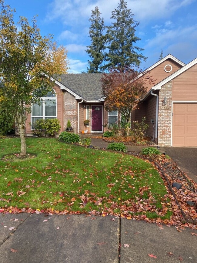 Building Photo - Beautiful Three Bedroom in Keizer
