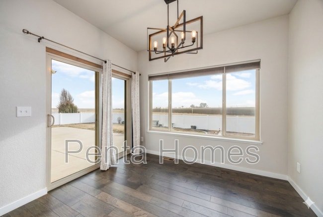 Building Photo - 660 Rock Rd