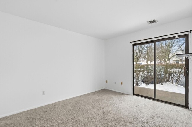 Building Photo - 41 Coriander Way