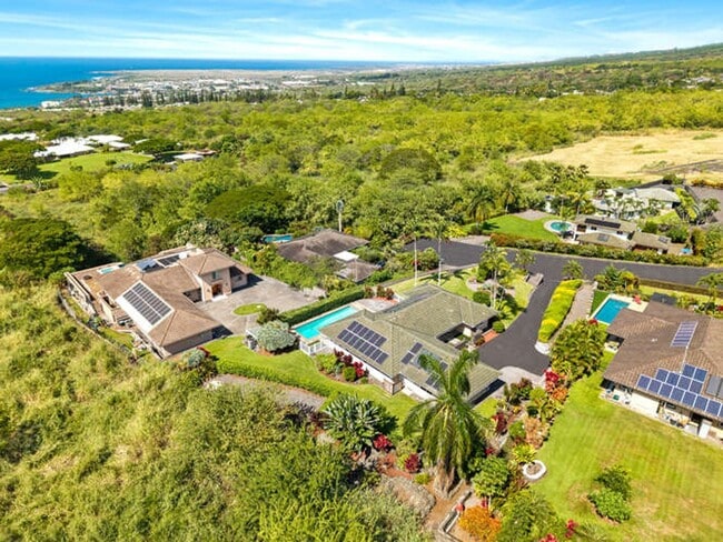 Building Photo - 75-5614-R Hienaloli Rd