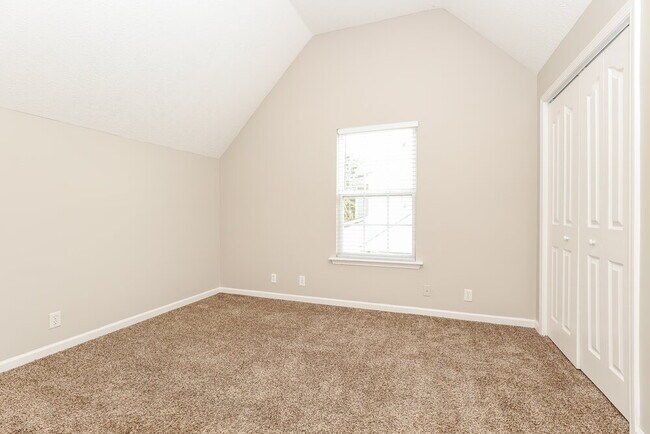 Building Photo - 3062 Ace Wintermeyer Dr