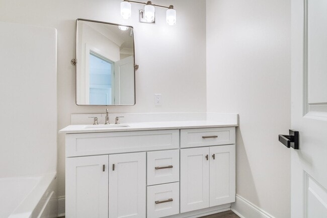 Building Photo - New Single Story 3 bedroom Townhome with Move in Special!