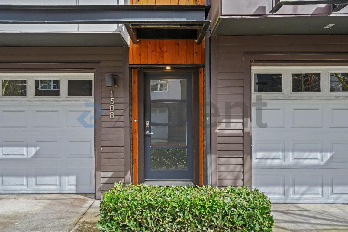 Building Photo - 1588 139th Ct NE