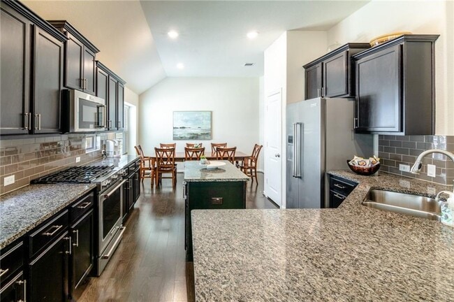 Building Photo - 219 Prato Pl