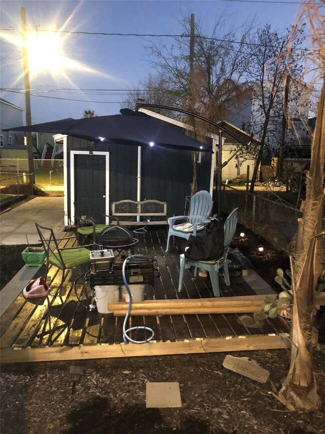 Building Photo - 5313 Avenue K