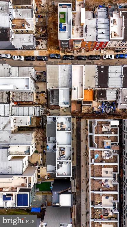 Building Photo - 840 Leland St