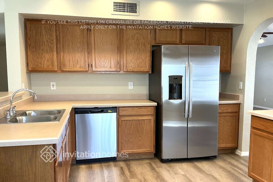 Building Photo - 3135 N 64th St