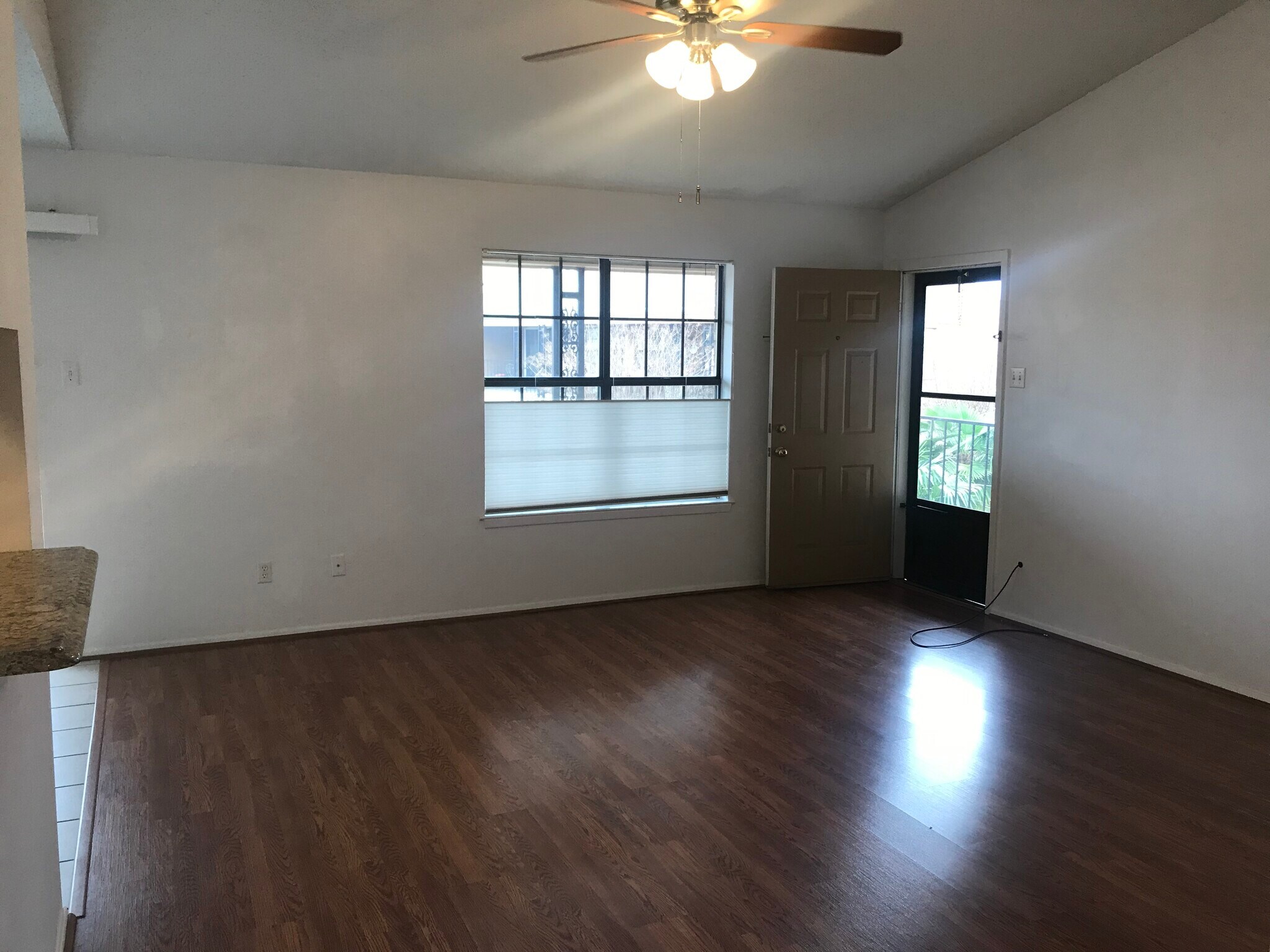 Building Photo - 400 W South Town Dr
