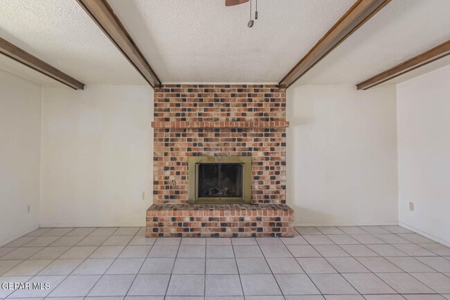 Building Photo - 2125 Pacheco Dr
