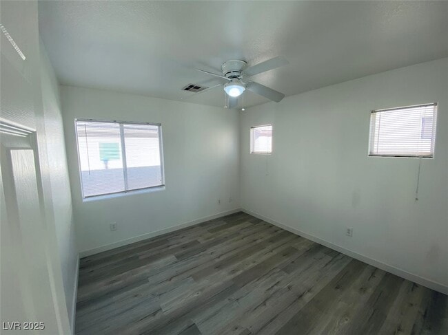 Building Photo - 6736 Twisted Wood Dr