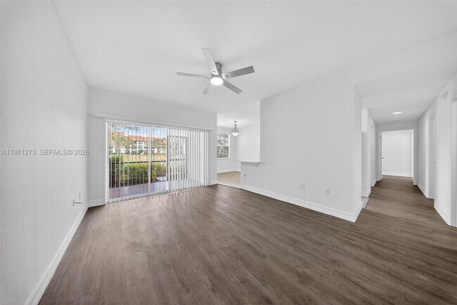 Building Photo - 7925 Preserve Cir