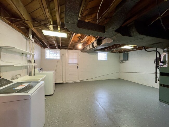 Building Photo - Charming 3 Bedroom/2 Bathroom Townhome in West Edmondale, MD! 25% off first month’s rent