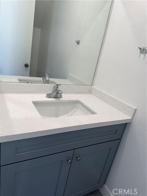 Building Photo - 5704 Sultana Ave