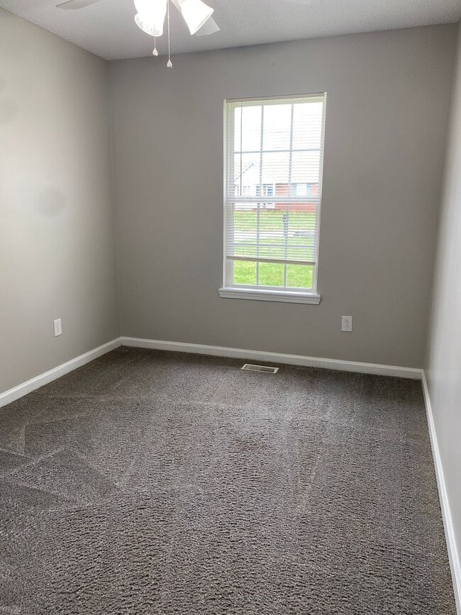 Building Photo - Cute Ranch Rental