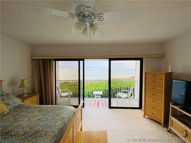 Building Photo - 11000 S Ocean Dr