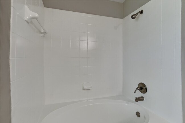 Building Photo - 7814 Pasture Spring Ln