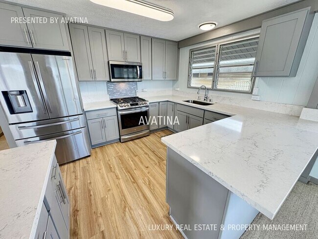 Building Photo - 1136 Kamehameha IV Rd