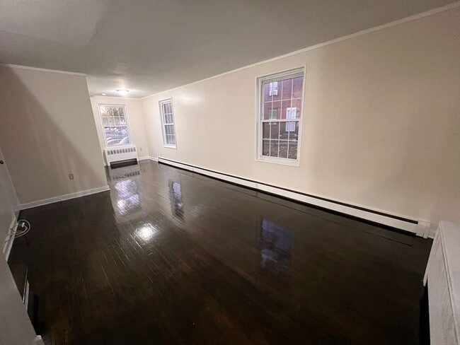 Building Photo - 271 Pennsylvania Ave