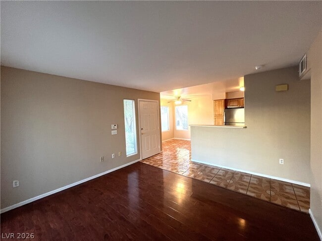Building Photo - 5710 E Tropicana Ave