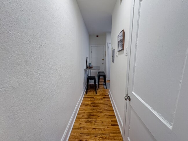 Building Photo - 338 Lombard St